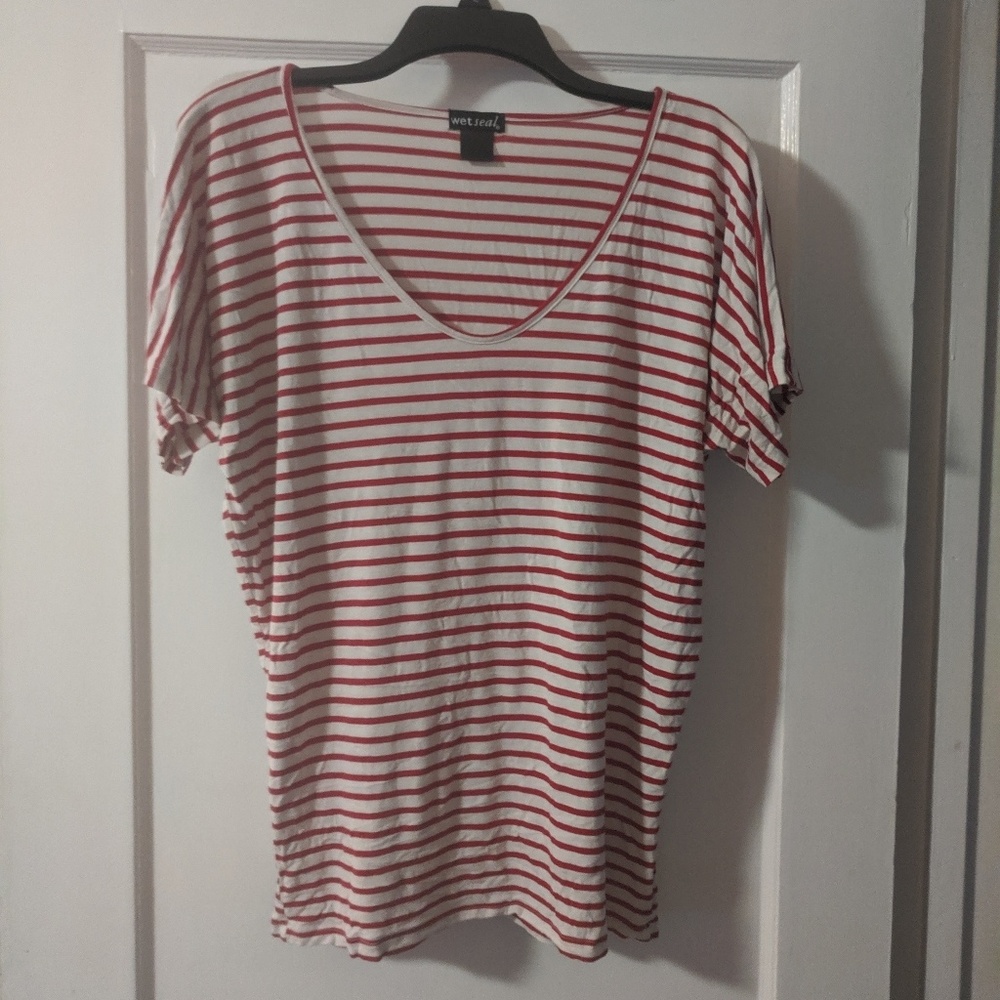 Red and White Striped V Neck T-shirt